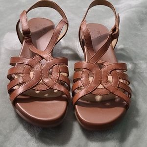 Naturalizer Sandals Size 11